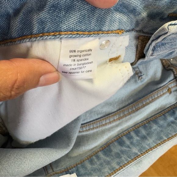 Elizabeth & James High Waisted Raw Edge Crop Denim Jeans Size30 Light Wash Baggy - Picture 5 of 10